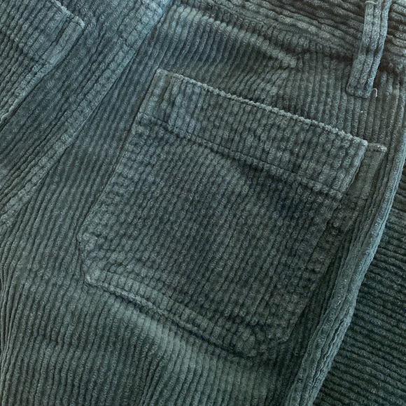 Madewell • Corduroy Slim Emmett Wide Leg Crop Pants - Picture 9 of 10